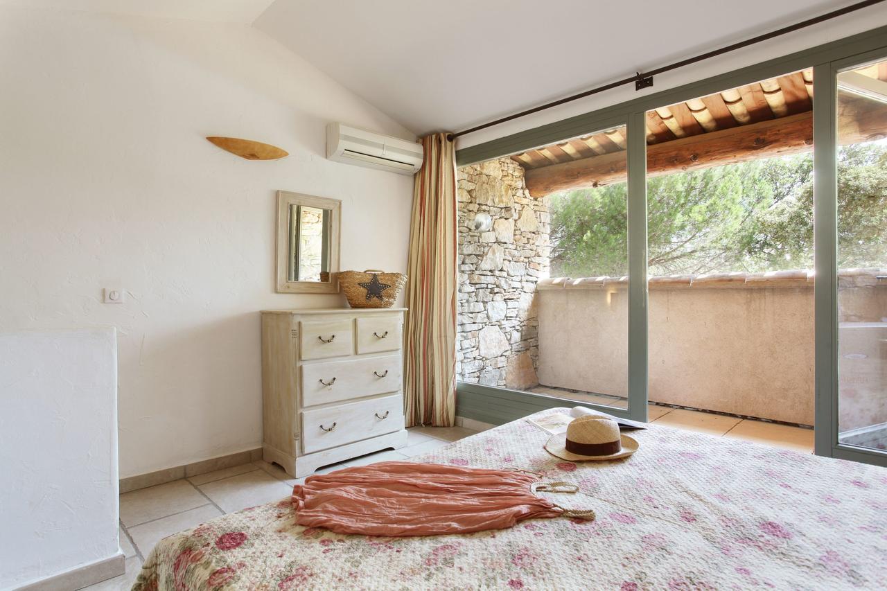 Residence Odalys La Bastide Des Chenes Gordes Ngoại thất bức ảnh