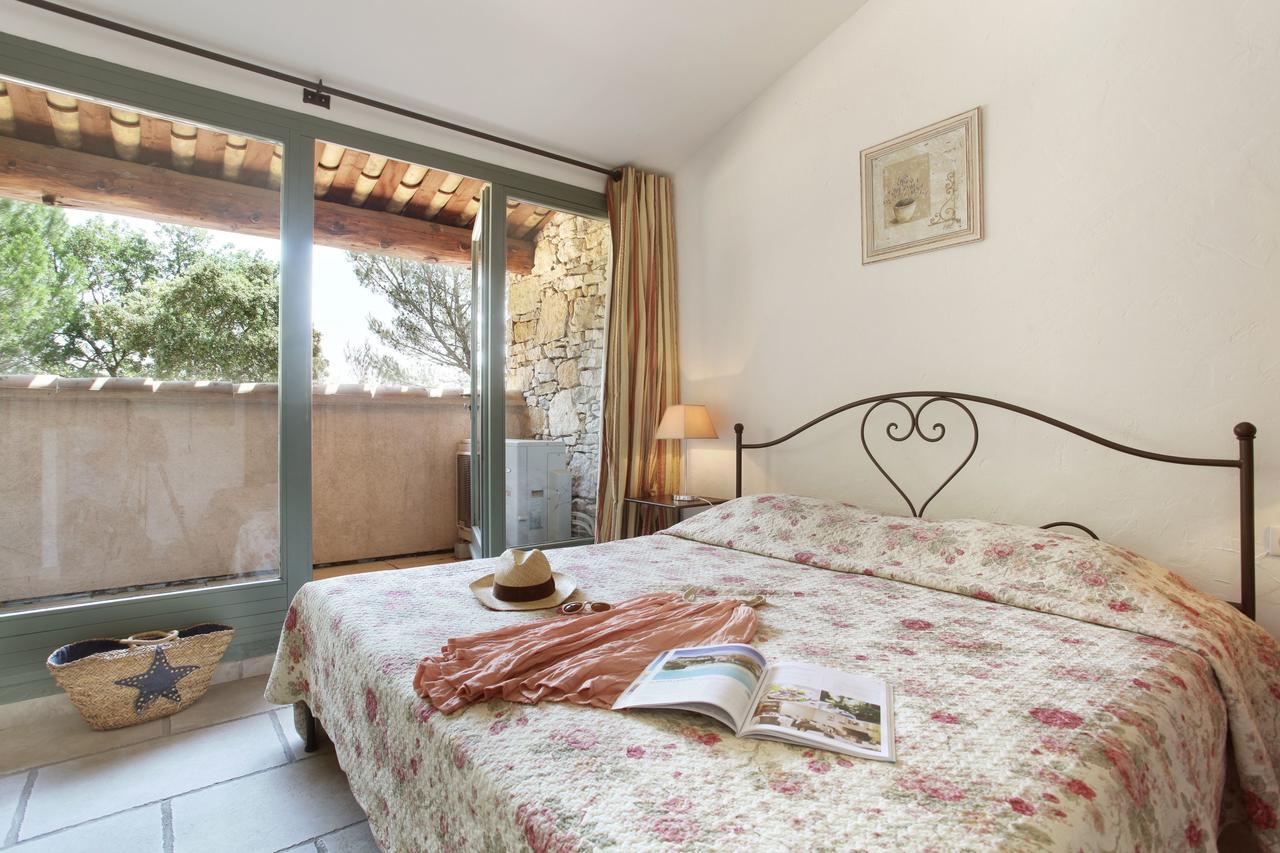 Residence Odalys La Bastide Des Chenes Gordes Ngoại thất bức ảnh